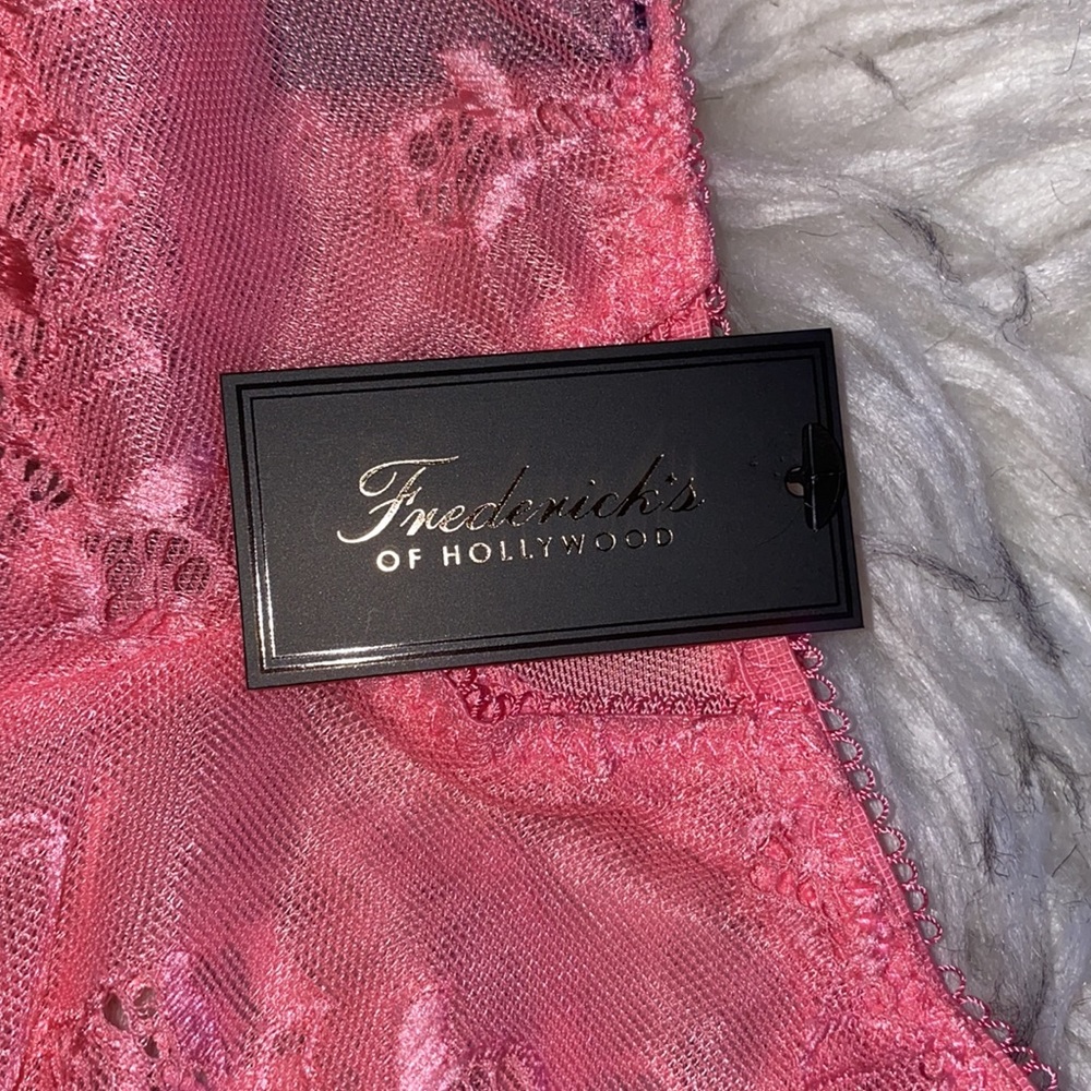 Fredericks of Hollywood Panties in Pink - Picture 3 of 4